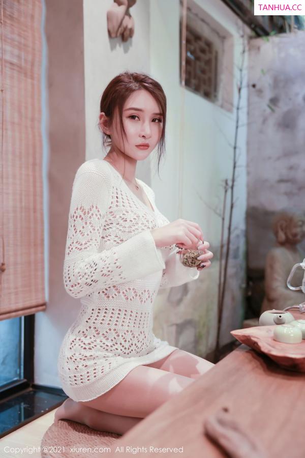 SOLO-尹菲  [XiuRen]高清写真图 2021.06.10 VOL.3530 Emily尹菲第3张图片